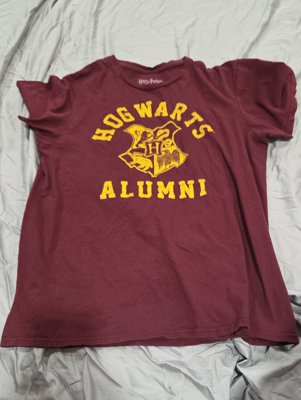 Hogwarts Alumni Kids T‑Shirt in Maroon